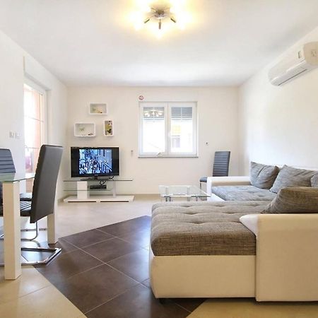 מדולין Apartment Borka מראה חיצוני תמונה